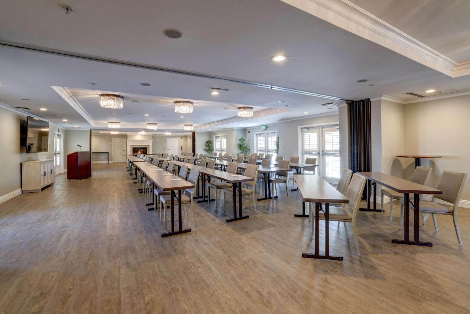The Lodge At Healdsburg, Tapestry Collection By Hilton Exterior photo